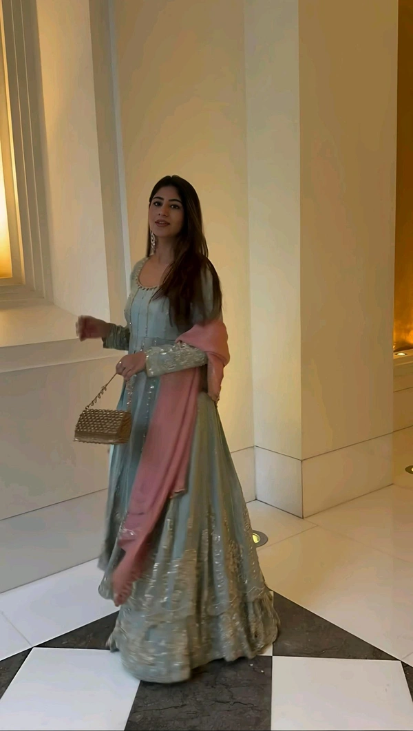 Yankita Kapoor Replica Design Indo Western Lehenga - XL With XXL Margin