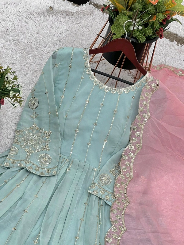 Yankita Kapoor Replica Design Indo Western Lehenga - XL With XXL Margin