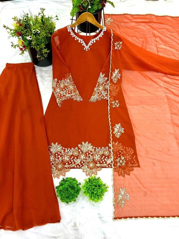 Latest Heavy Fauc Georgette Plazzo Suit - L