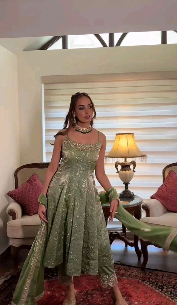 Heavy Anarkali Gown With Bottom and Dupatta Set - M