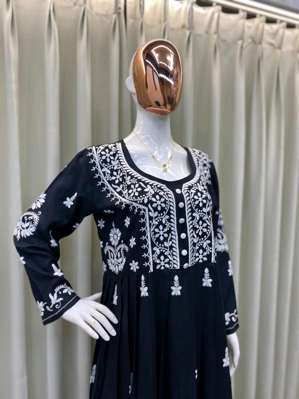 Summer Special Thread Work Plazzo Suit - L