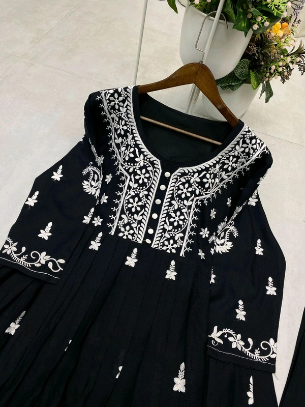 Summer Special Thread Work Plazzo Suit - XL