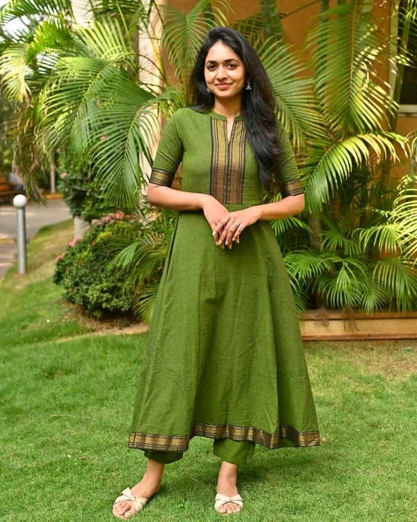 Pure Chanderi Kurti With Pant Set - XL