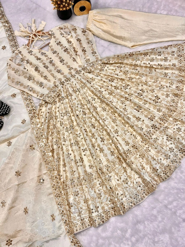 Readymade Alia Cut Anarkali Suit - L