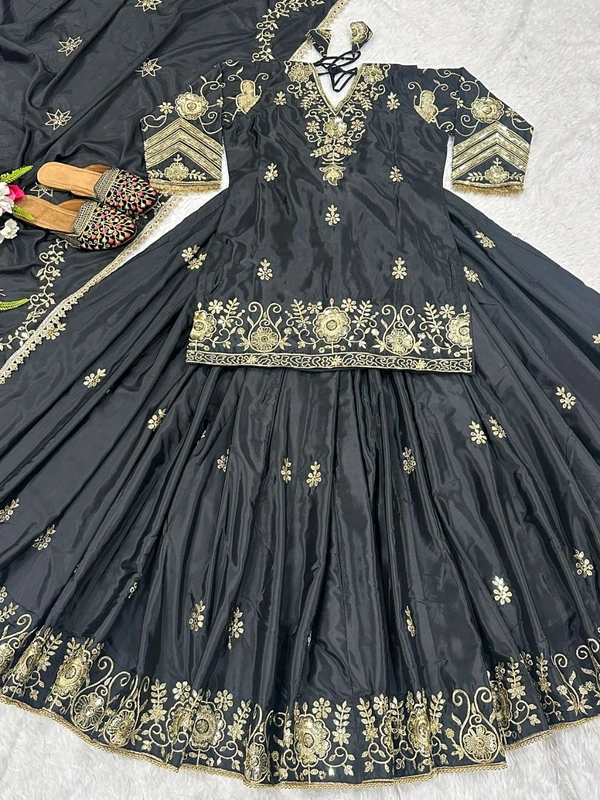 Heavy Embroidery Work Indo Western Lehenga Choli - XL