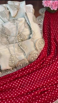 Unique Style Heavy Plazzo Suit - M