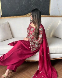 Trending Farsi Suit With Patiyala Pants - XL