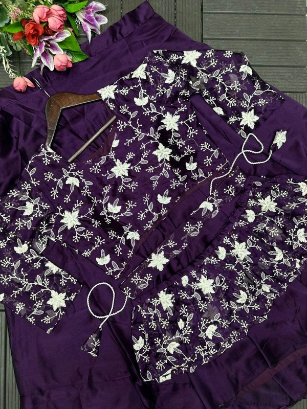 Partywear Lehenga With Stiched Blouse