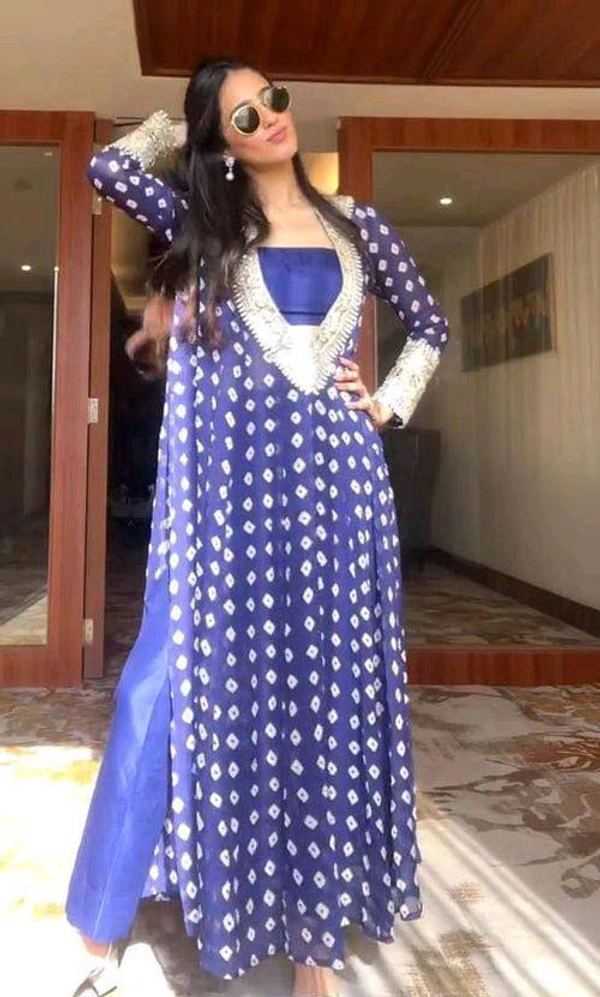 Ready To Wear Kurta Pant With Tube Blouse - L