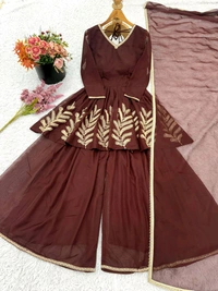 Elegant Coding Embroidery Suit Set - M