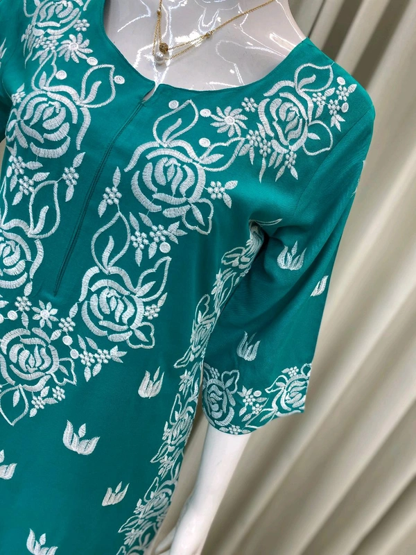 Chikankari Kurta With Plazzo Set - L