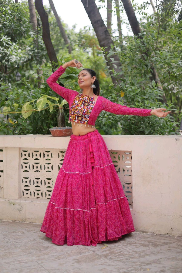 Bandhej Printed Lehenga Choli For Navratri - Pink