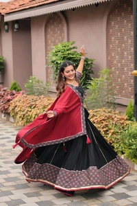 Gamathi Work Lehenga Choli With Free Hand Purse - XL Upto XXL Margin