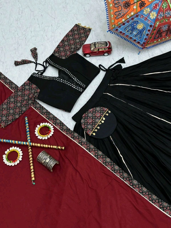 Gamathi Work Lehenga Choli With Free Hand Purse - XL Upto XXL Margin