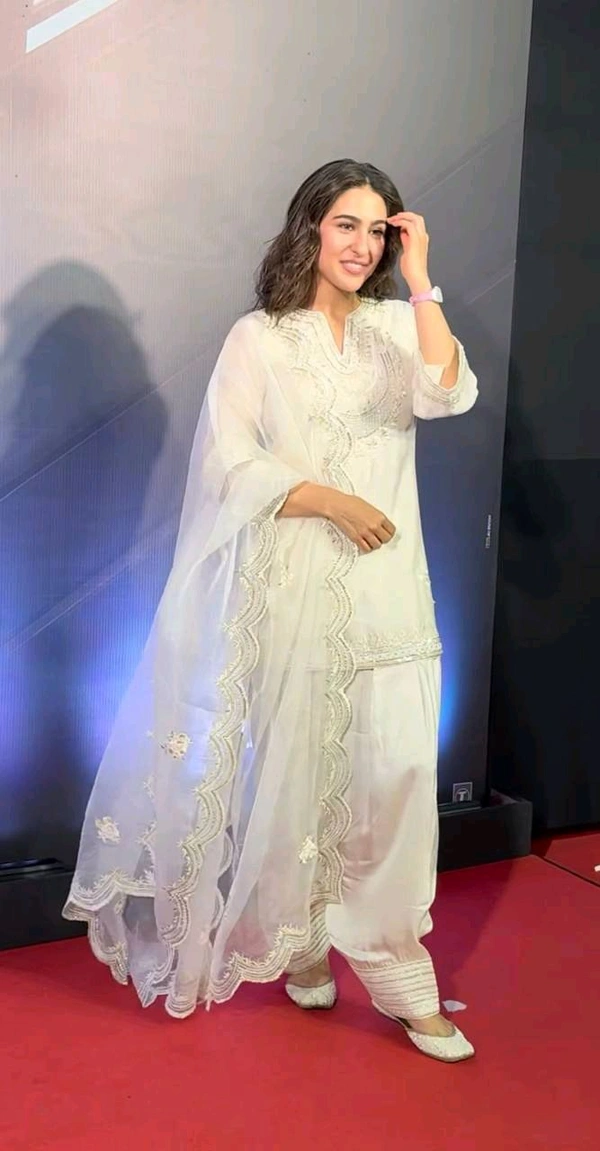 Sara Ali Khan Inspired Suit - XL