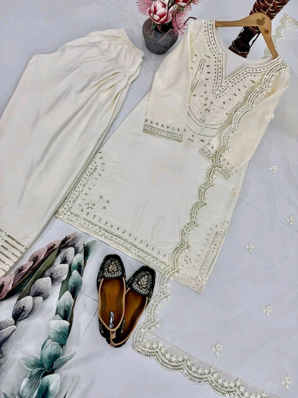 Sara Ali Khan Inspired Suit - XL