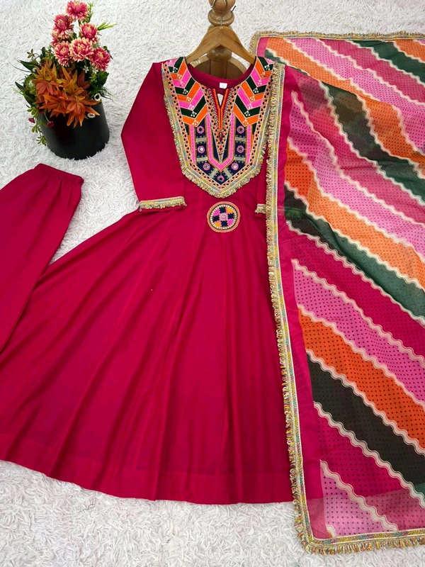 Real Modelling Shoot Designer Gown With Bottom and Duppata Set - L, Mandy
