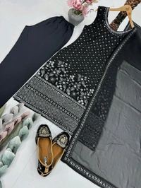 Reem Sheikh Replica Design Black Sleeveless Suit - XL