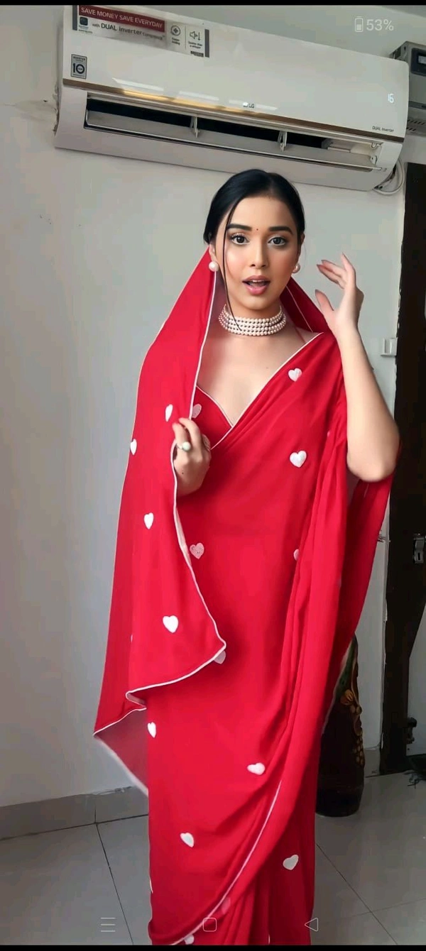 Heart Design Ready To Wear Saree With Blouse Piece