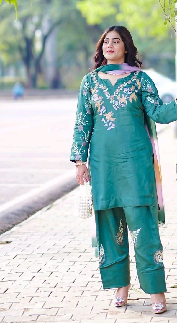 Trending Farsi Salwar Suit - XL