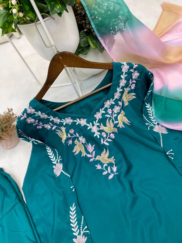 Trending Farsi Salwar Suit - XL