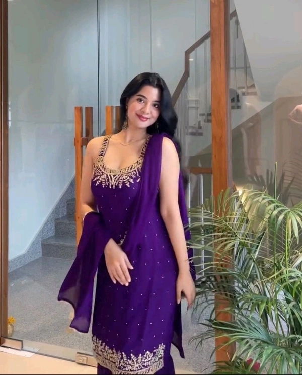 Trending Party Wear Sleeveless Suit - Purple, XXL