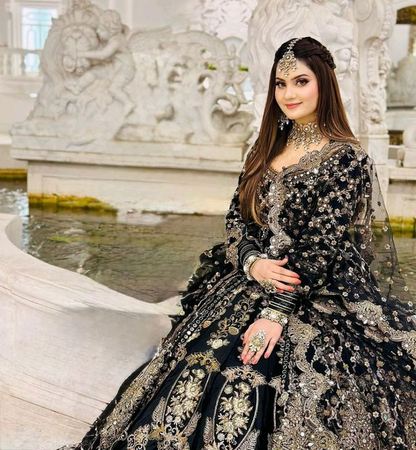 Bridal Wear Heavy Black Lehenga - Semi Stiched Upto 44inch