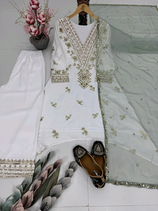 Heavy Silk Designer Readymade Suit - M