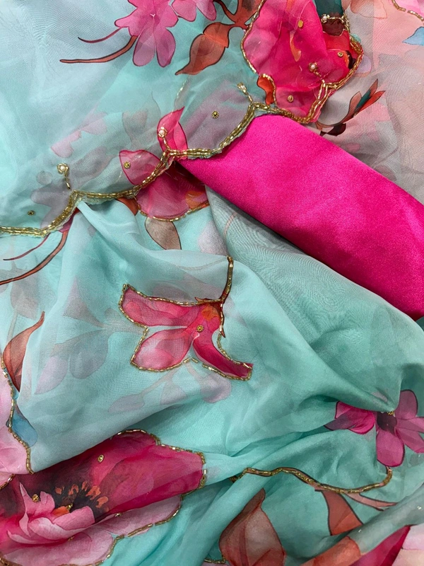 Beautiful Floral Handwork Saree With Blouse - Green