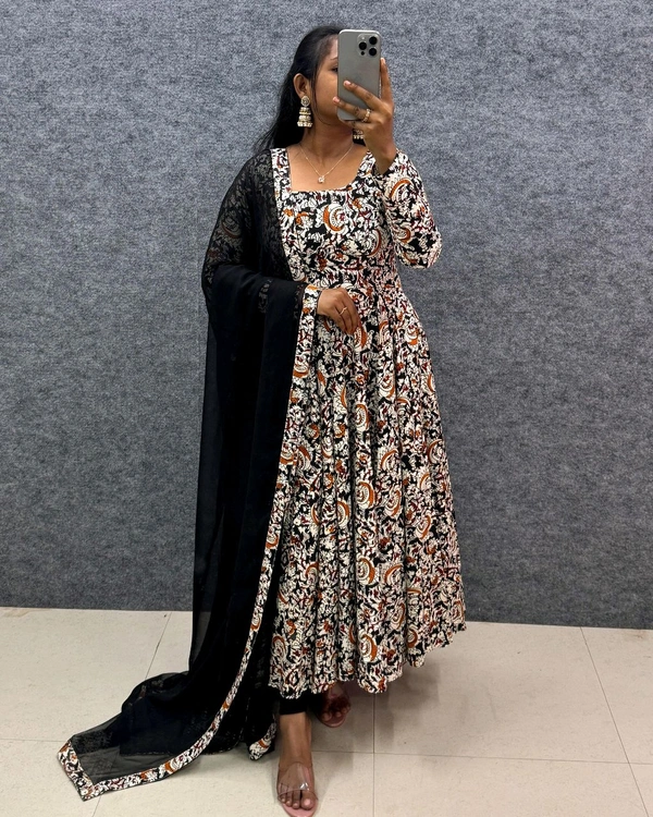 Kalamkari Cotton Gown With Dupatta - Black, S