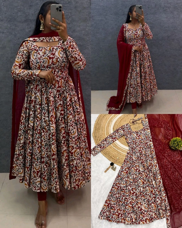 Kalamkari Cotton Gown With Dupatta - Bright Red, XXL