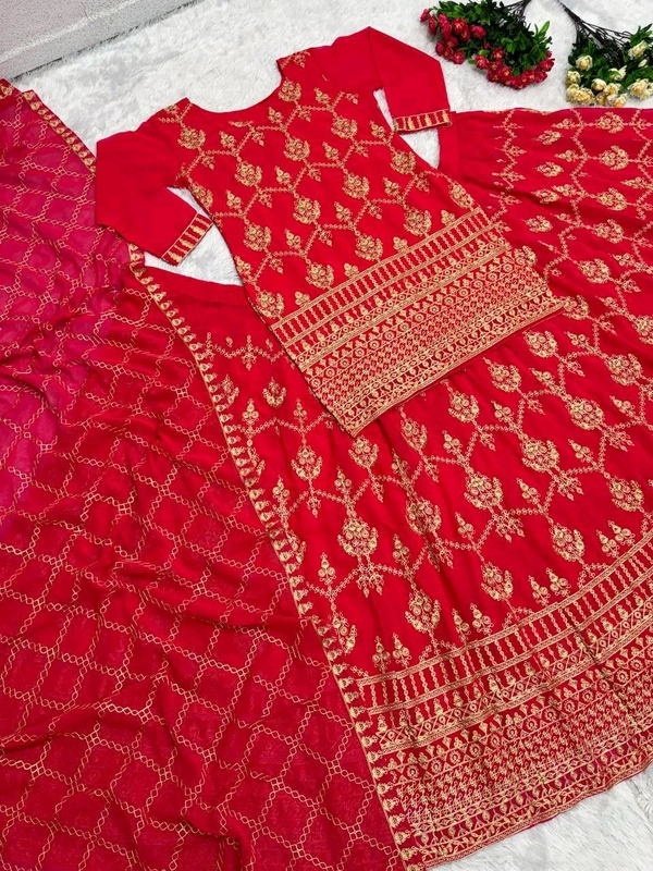 Karwa Chauth Special Indo Western Lehenga - Semi Stiched Upto 44inch