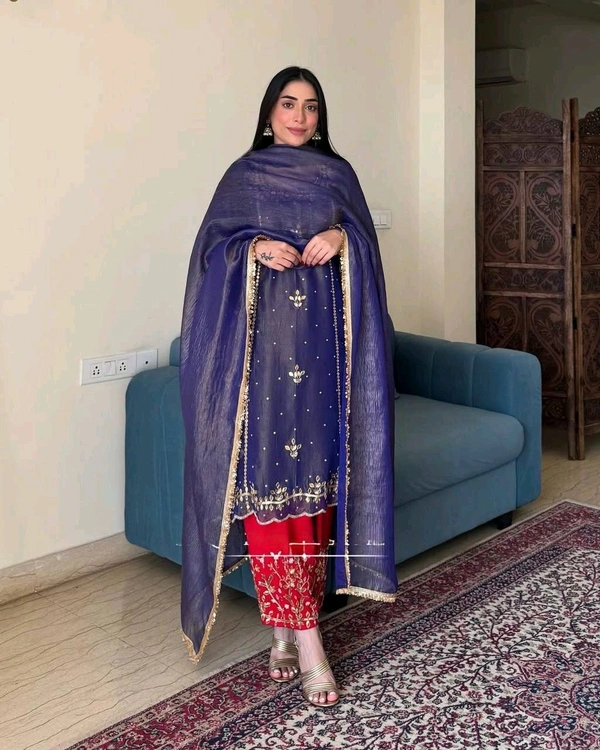 Heavy Gold Crush Fancy Kurta Pant Dupatta Set - M