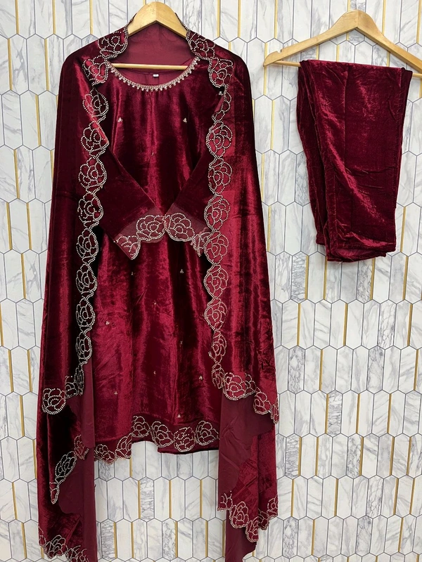 Designer Fully Readymade Velvet Suit - XXL