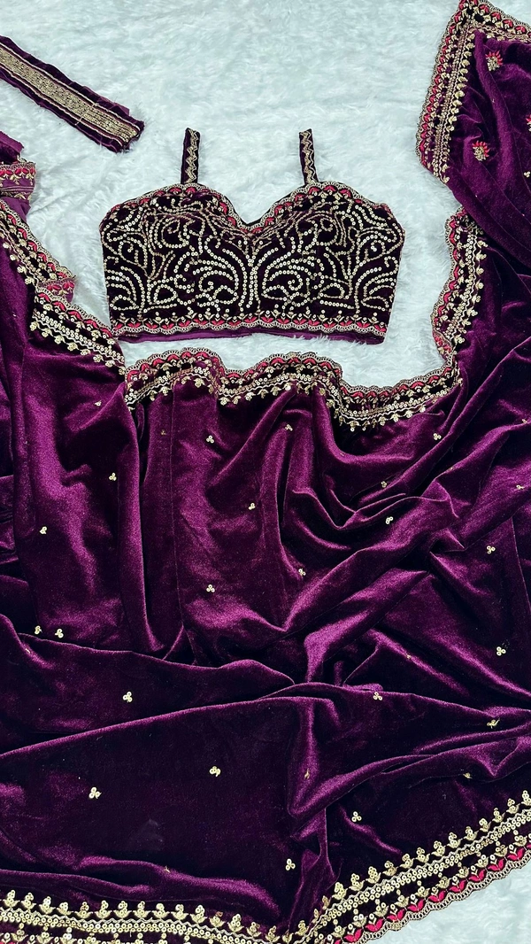 Designer High Quality Velvet Saree With Blouse and Belt