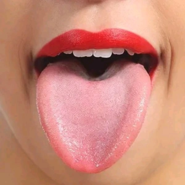 New Trending Tongue Cleaner MC074