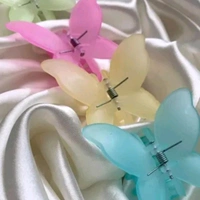 Cute Pearl Color Butterfly Hair Clips MC111