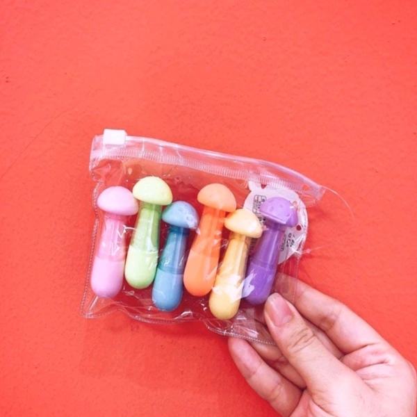 6 in 1 Cute Mushroom Shaped Highlighter Pens MC136