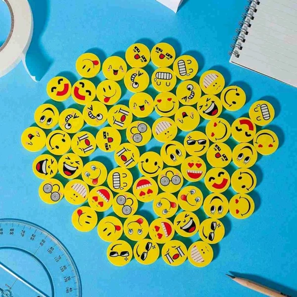 Kids Favourite Cute Smiley Eraser Set (4pcs) MC180