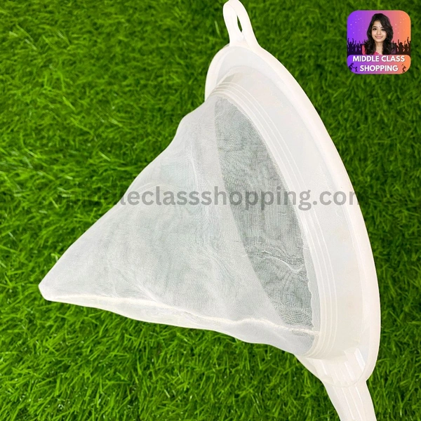 Medium Sized Premium Funnel Shaped Cone Filter Spoon MC435
