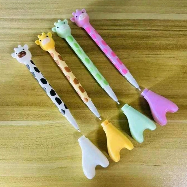 Kids Favorite Uniqe Designed Giraffe Pen MC484