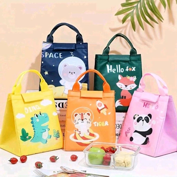 Kids Favourite Cute Cartoon Printed Insulated Lunch Bags MC548