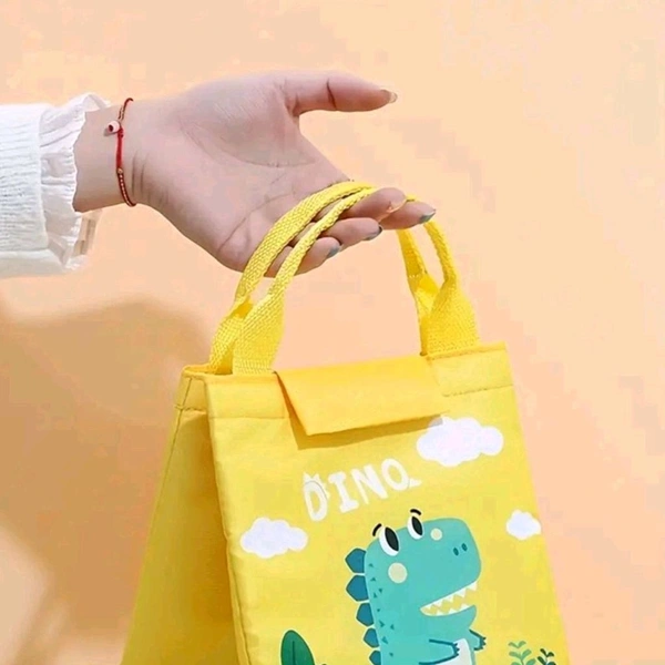 Kids Favourite Cute Cartoon Printed Insulated Lunch Bags MC548