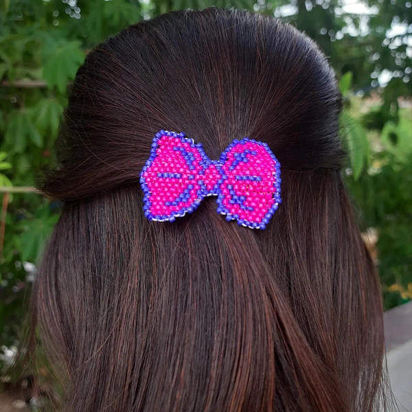 Bow Hairclip