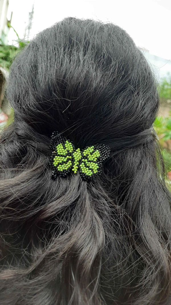 Butterfly Hairclip - Picton Blue
