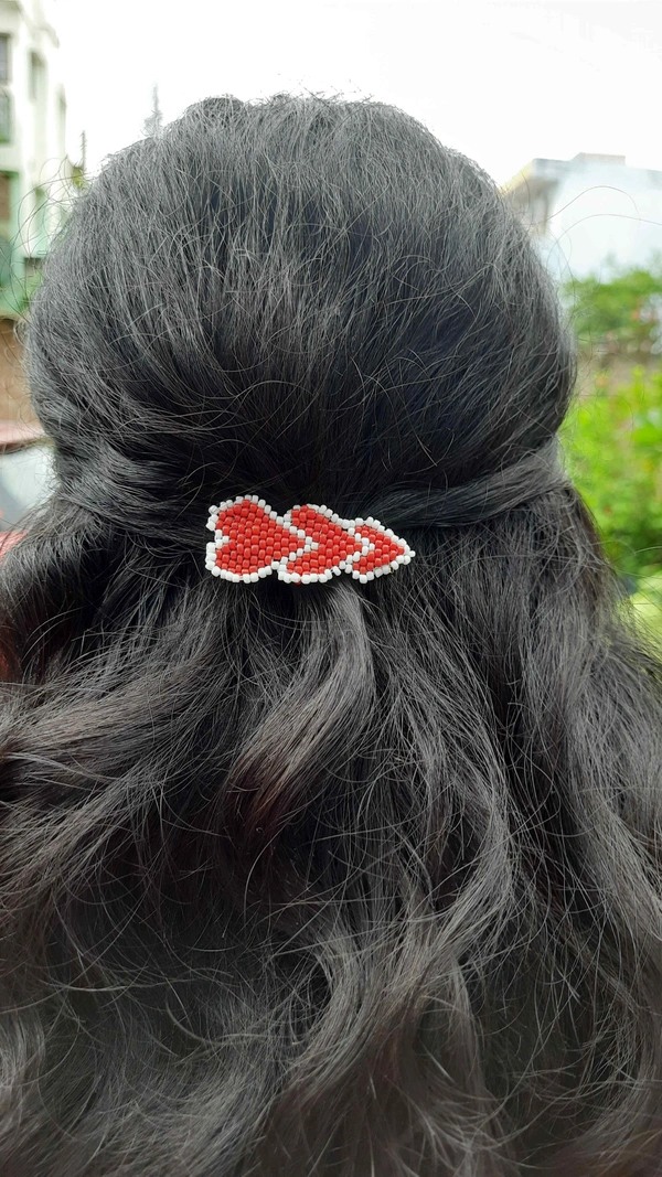Triple Heart Hairclip