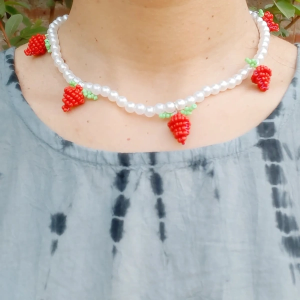 Strawberry Cake Necklace 