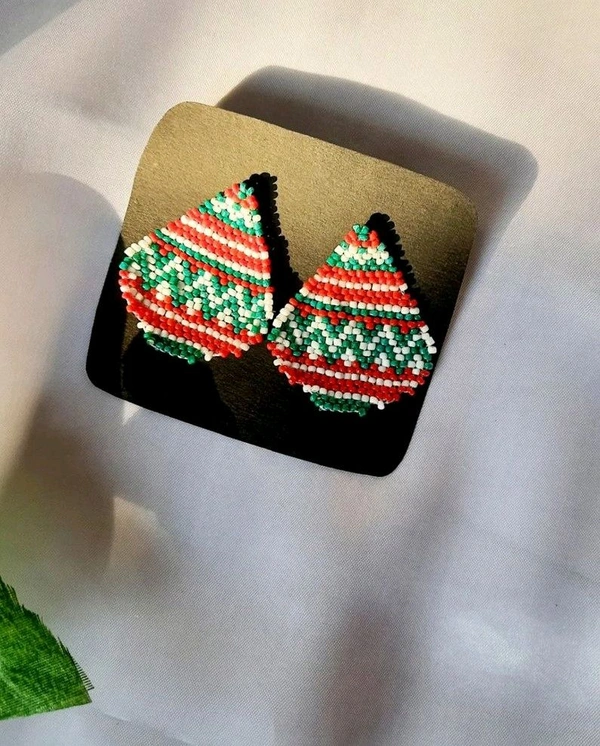 Teardrop Sweater Print Earrings 