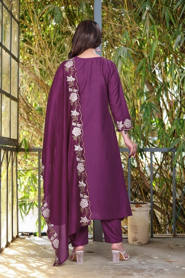DESIHOOR Women’s Embroidered Kurta Set with Dupatta | Purple Rayon Slub | Festive & Party Wear - Cherry Pie, M