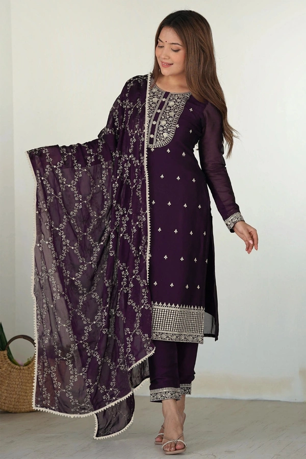 DESIHOOR Women Embroidered Wine Kurta Pant Dupatta Set | Ethnic Festive Wear Suit Set for Women - Valentino, XL